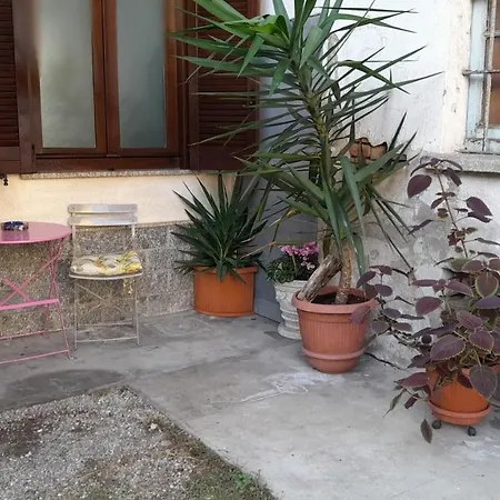 Lo Sciuro Couette-café Busto Arsizio
