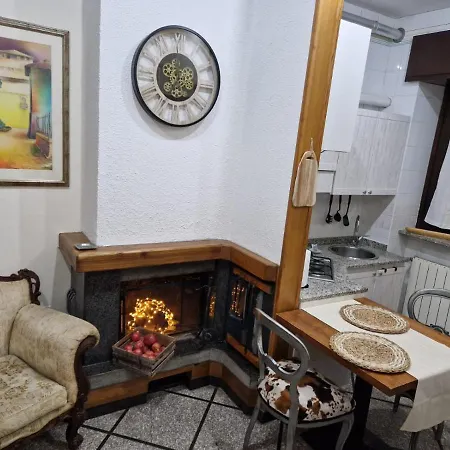 Lo Sciuro Bed & Breakfast *